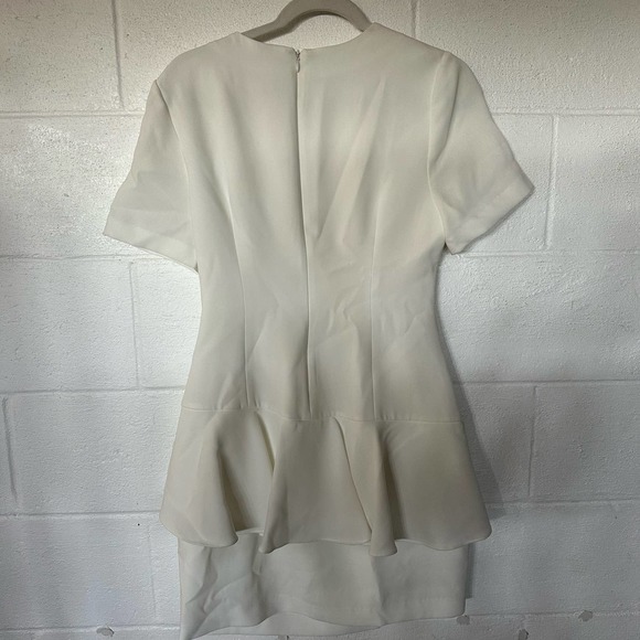 Cinq a Sept NWT Ivory Fontaine Twist Front Overlay Crepe Mini Dress Size 8 - Picture 3 of 11